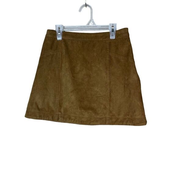 Abercrombie & Fitch Dresses & Skirts - Abercrombie and Fitch‎ Women’s Brown Suede Like Mini Skirt Size 2